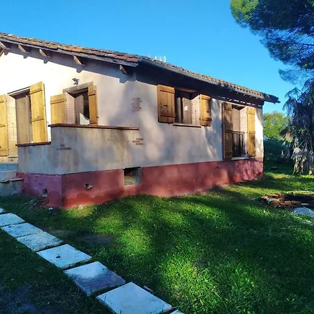 La Maison Du Pin Nyaraló *